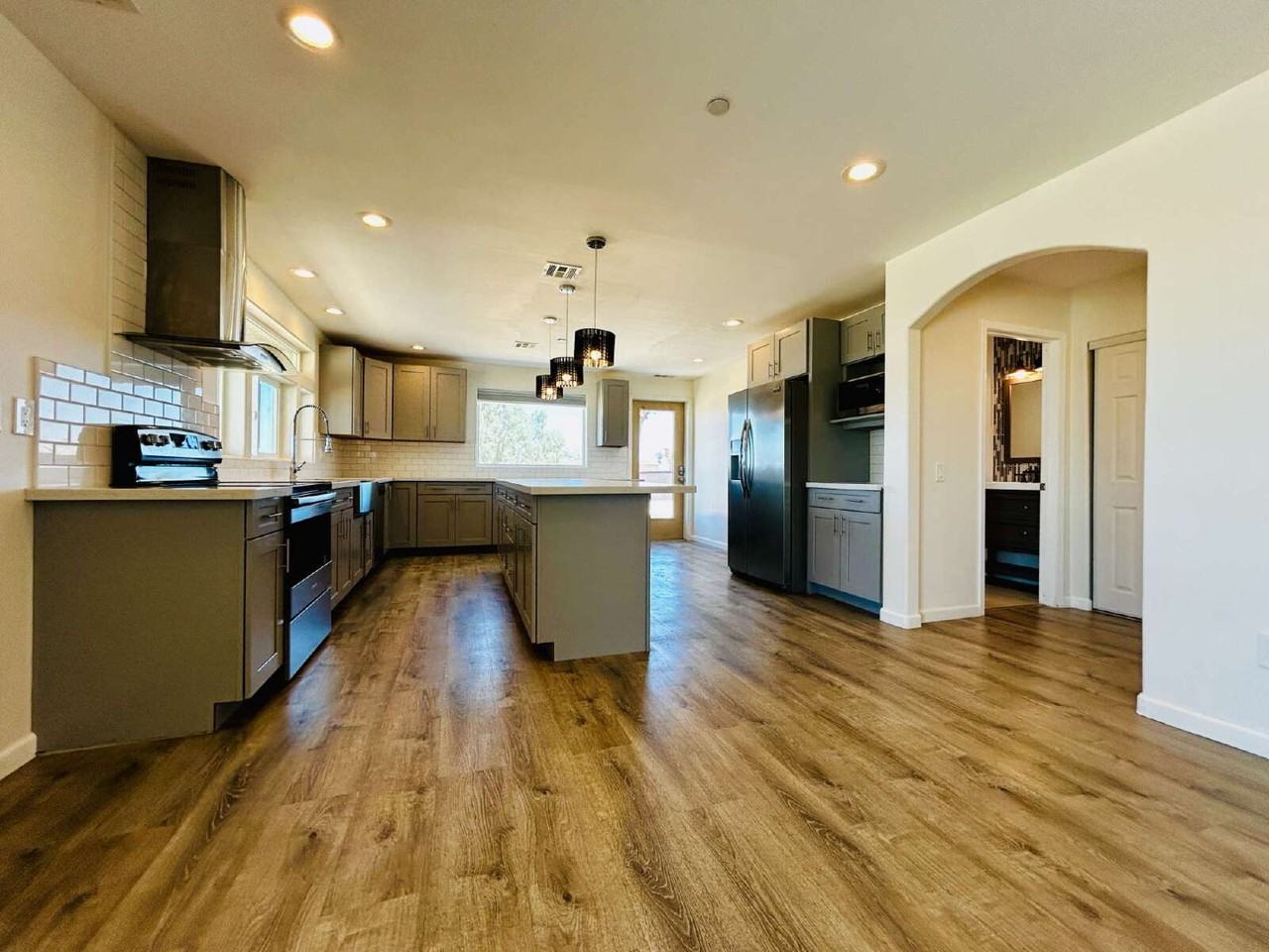 62340 Hacienda Dr - Photo 6 of 49