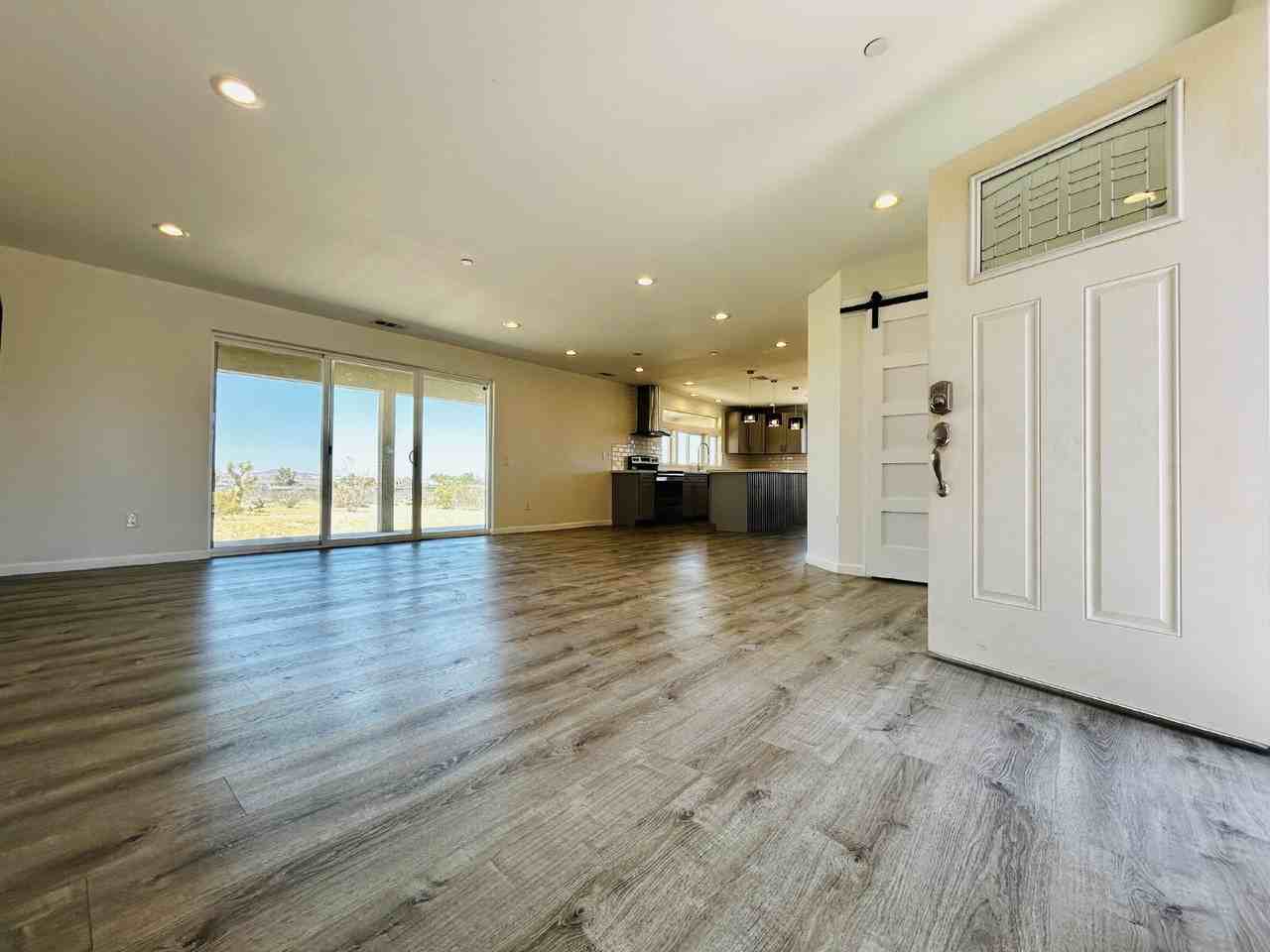 62340 Hacienda Dr - Photo 7 of 49