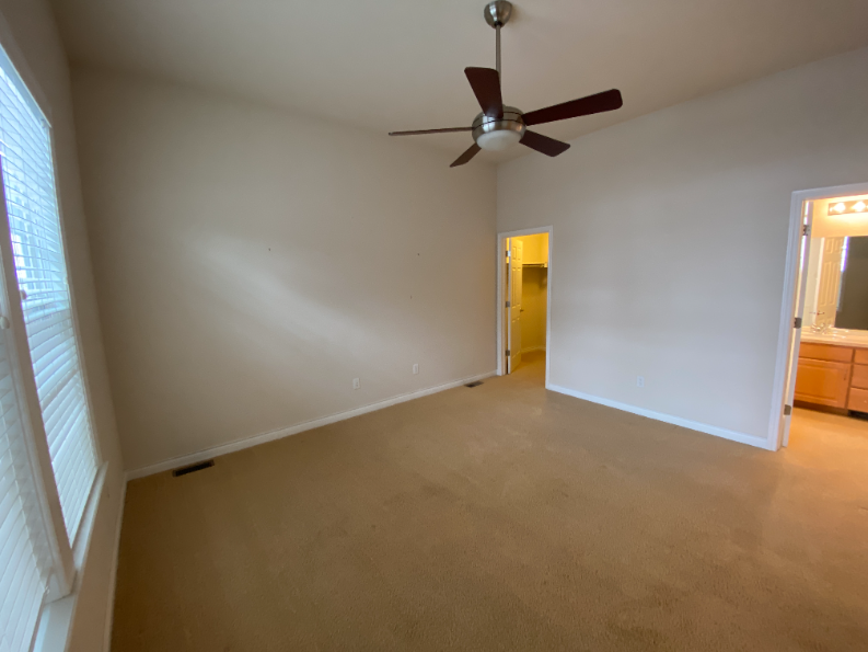 2852 Wabash St - Photo 6 of 37