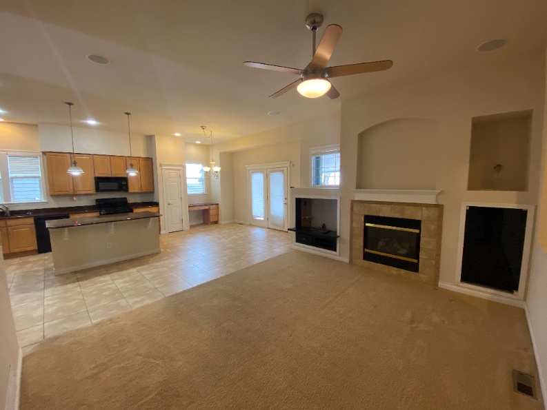 2852 Wabash St - Photo 5 of 37