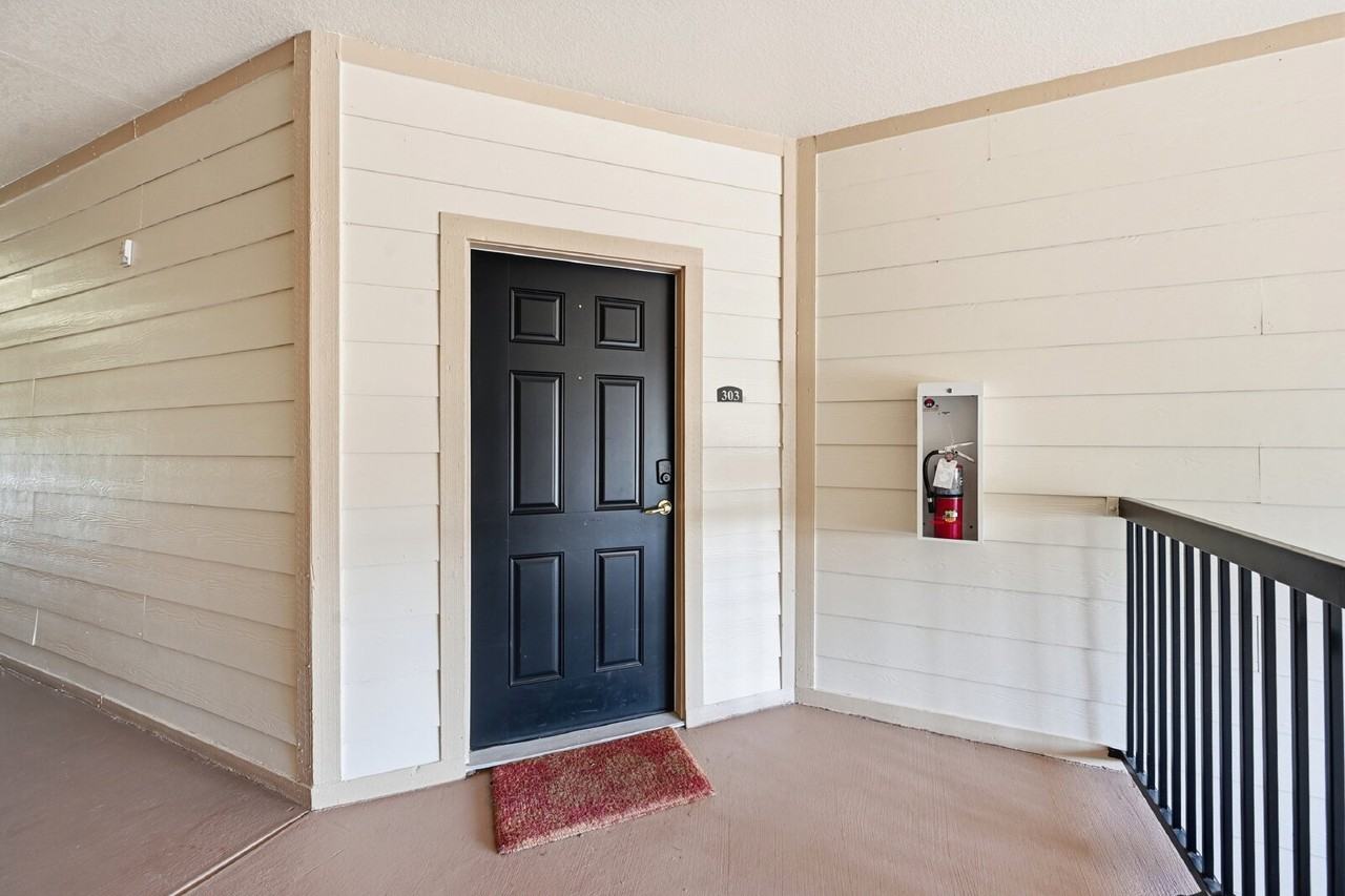 5745 N Genoa Way #13-303 - Photo 6 of 34