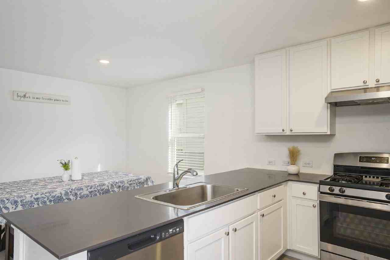 6668 Cibolo Spgs - Photo 7 of 19