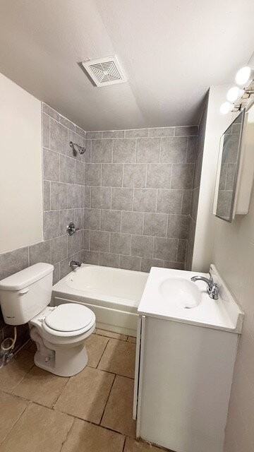 2059 N Priscilla Ave - Photo 7 of 11