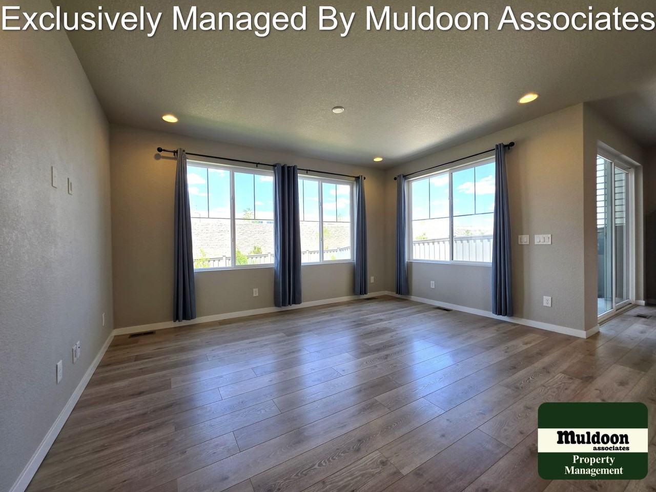5830 Spring Breeze Dr - Photo 6 of 24