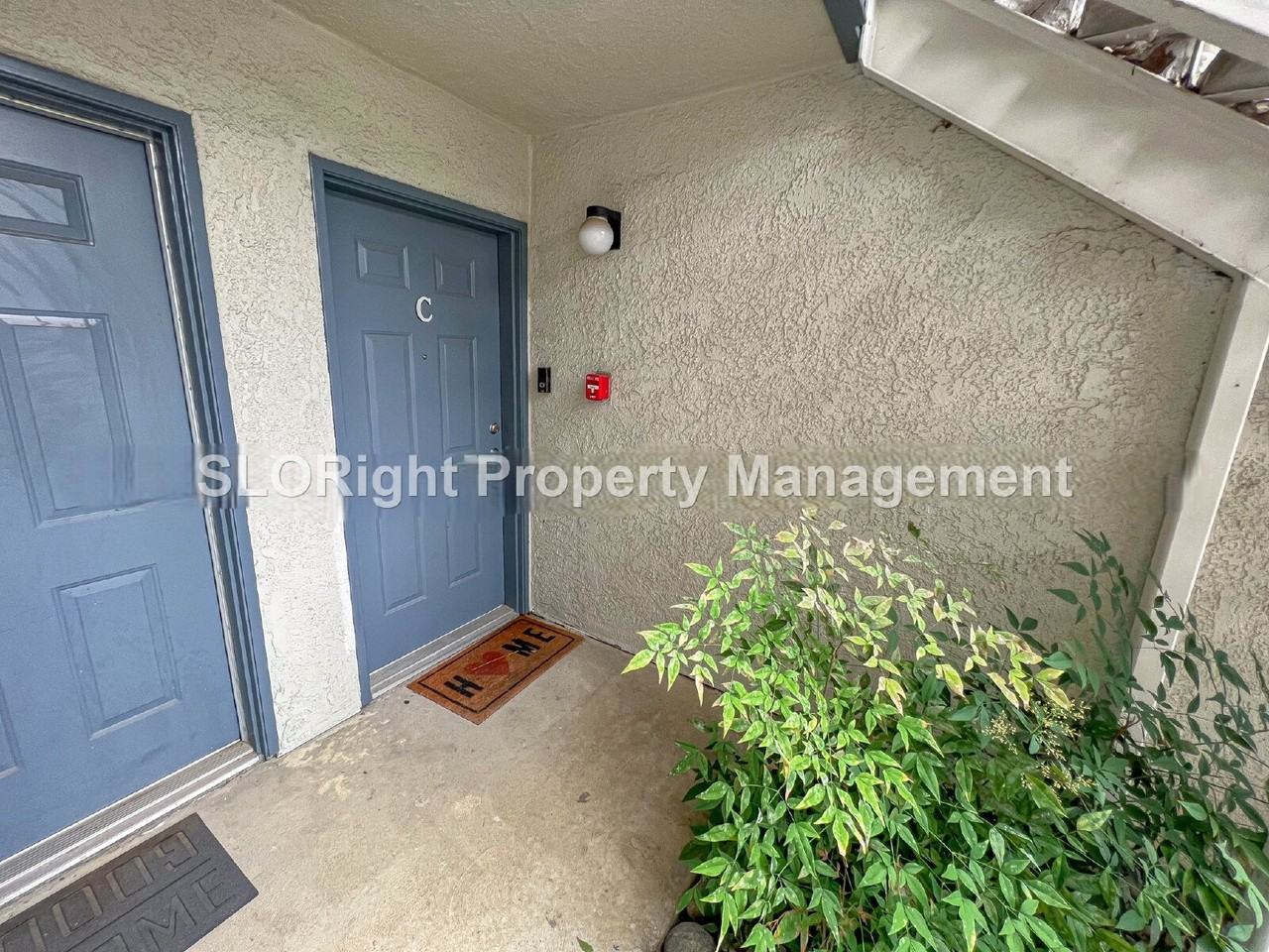 1025 Southwood Dr - Photo 3 of 16