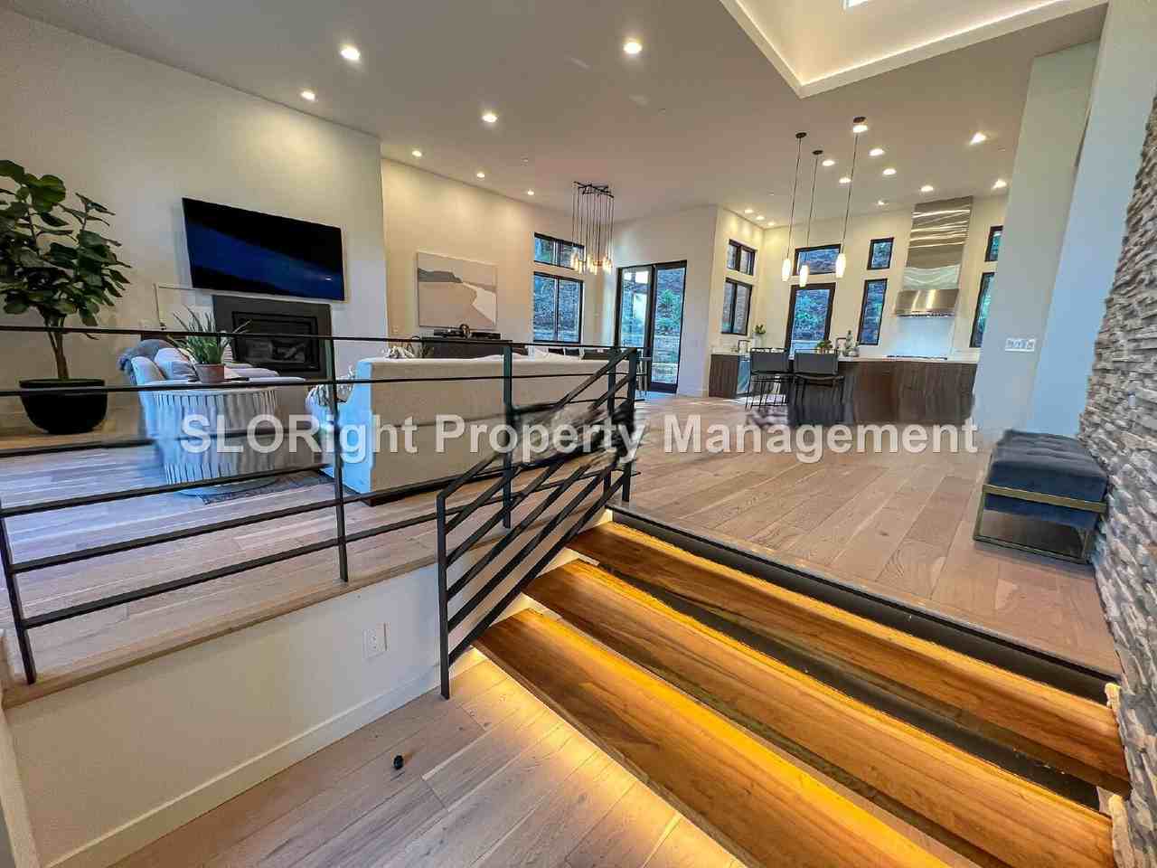 2279 San Luis Dr - Photo 3 of 23