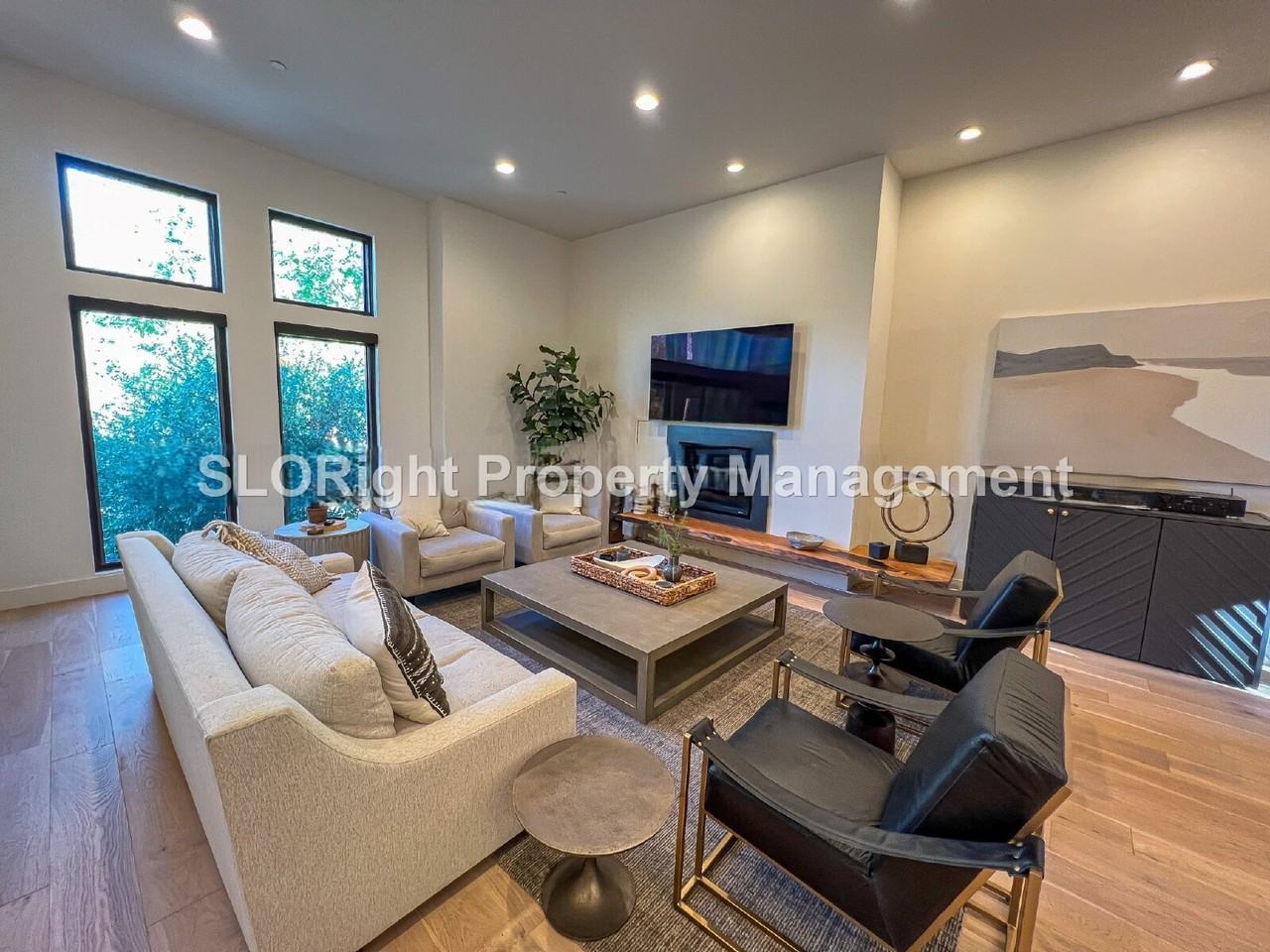 2279 San Luis Dr - Photo 5 of 23