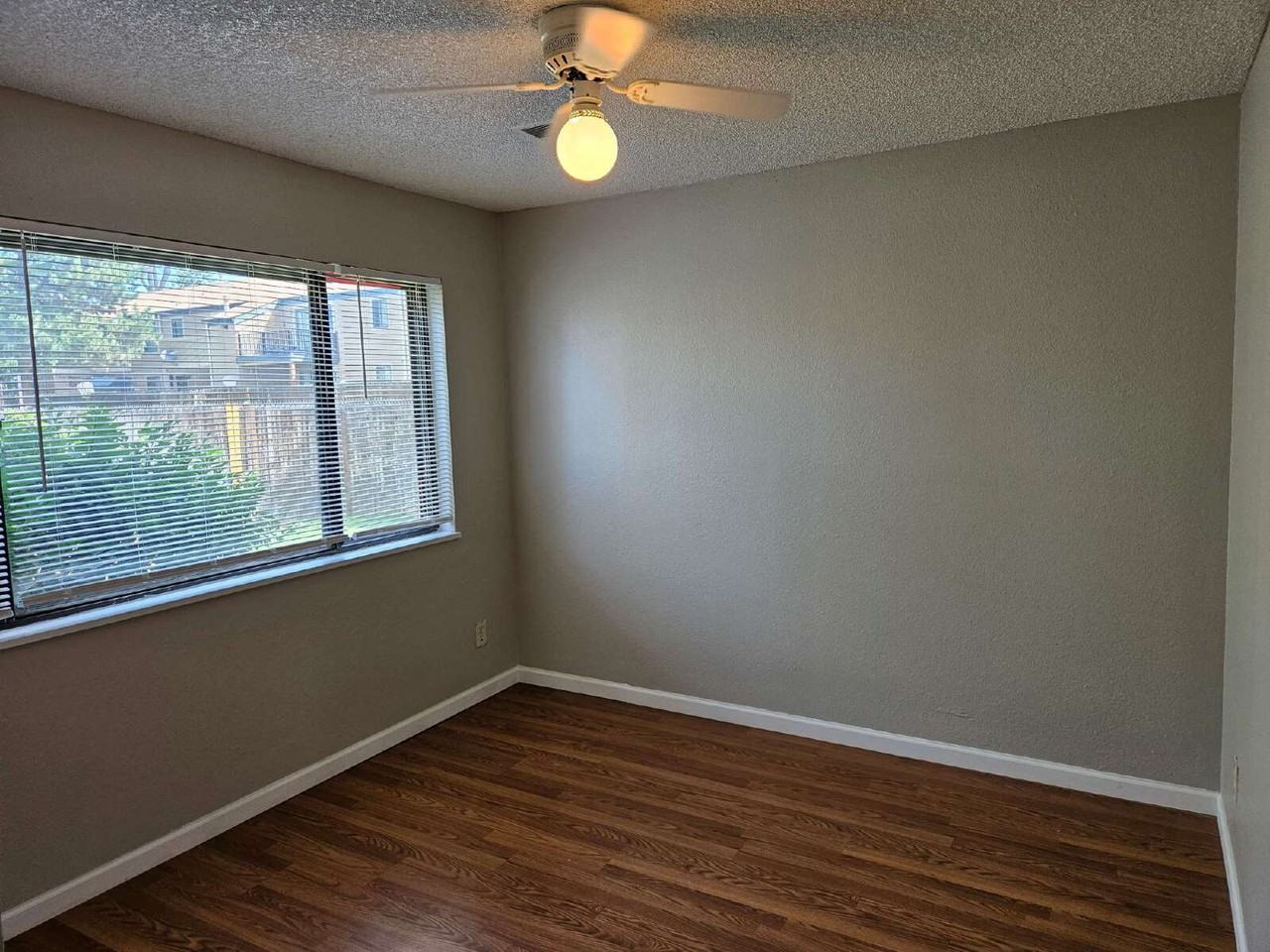 12174 E Kepner Pl - Photo 4 of 10