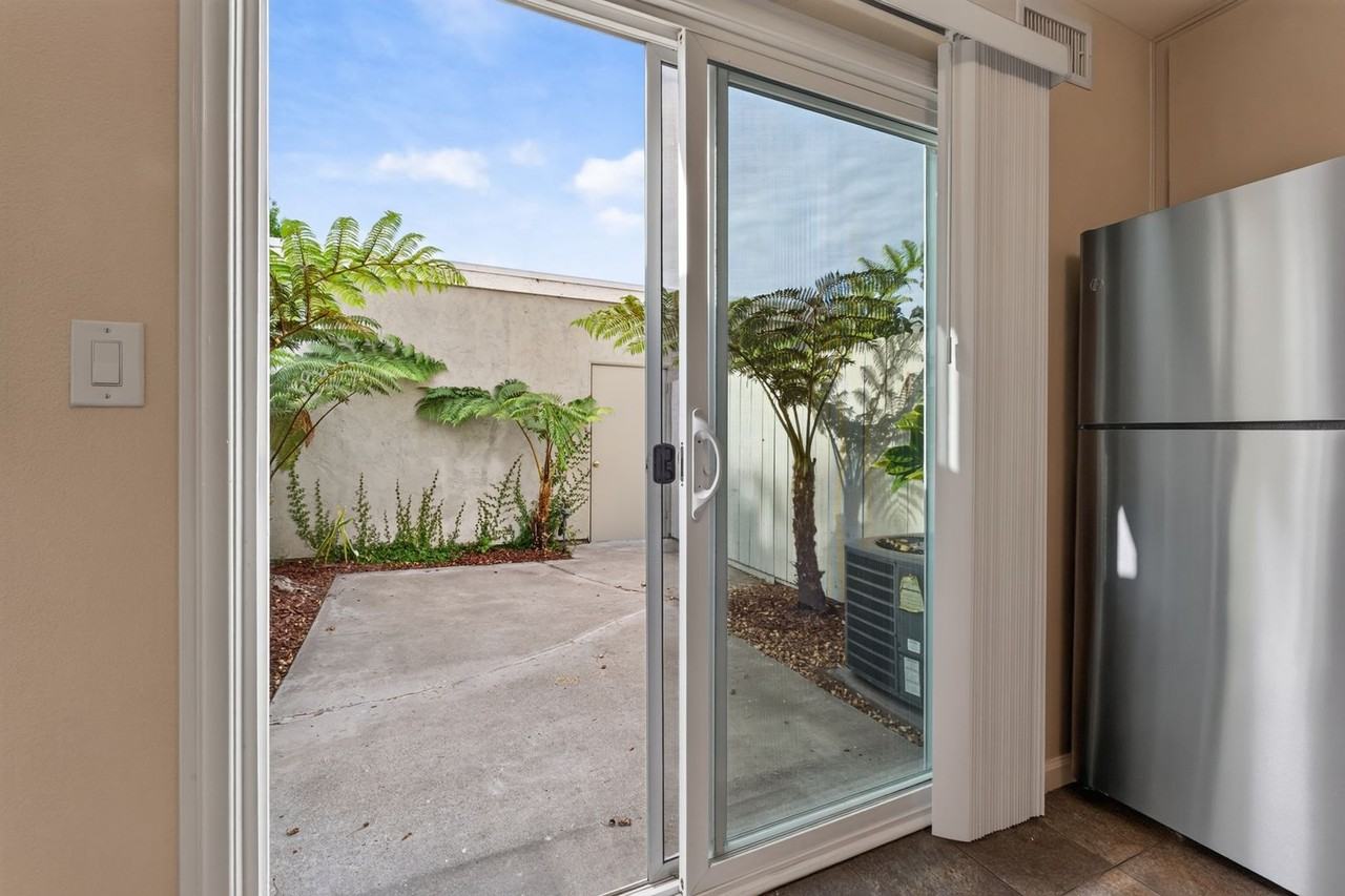 7966 Camino Kiosco - Photo 7 of 27