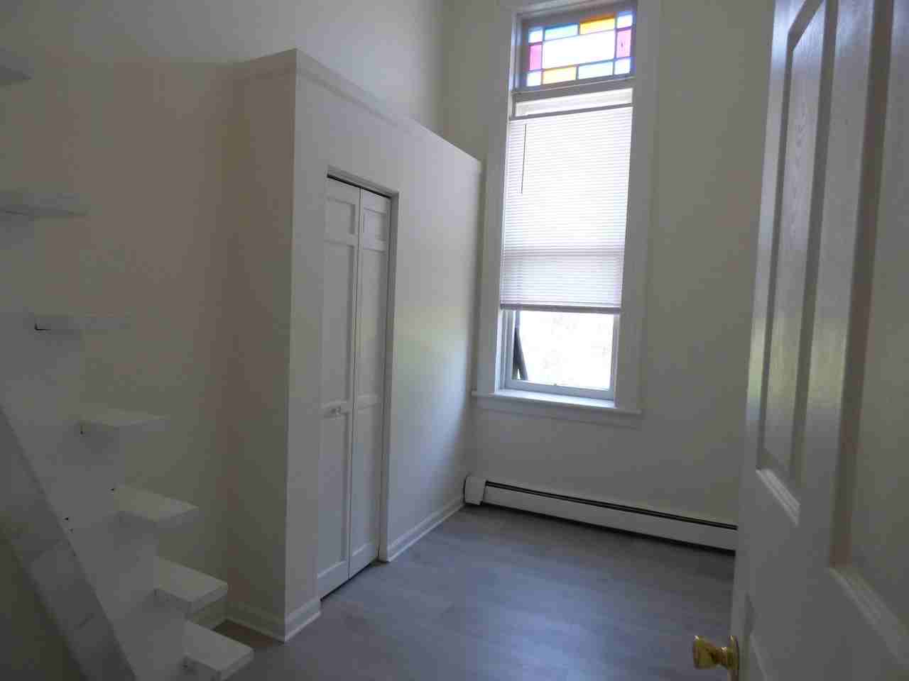 546 Atwood Street - Photo 7 of 10