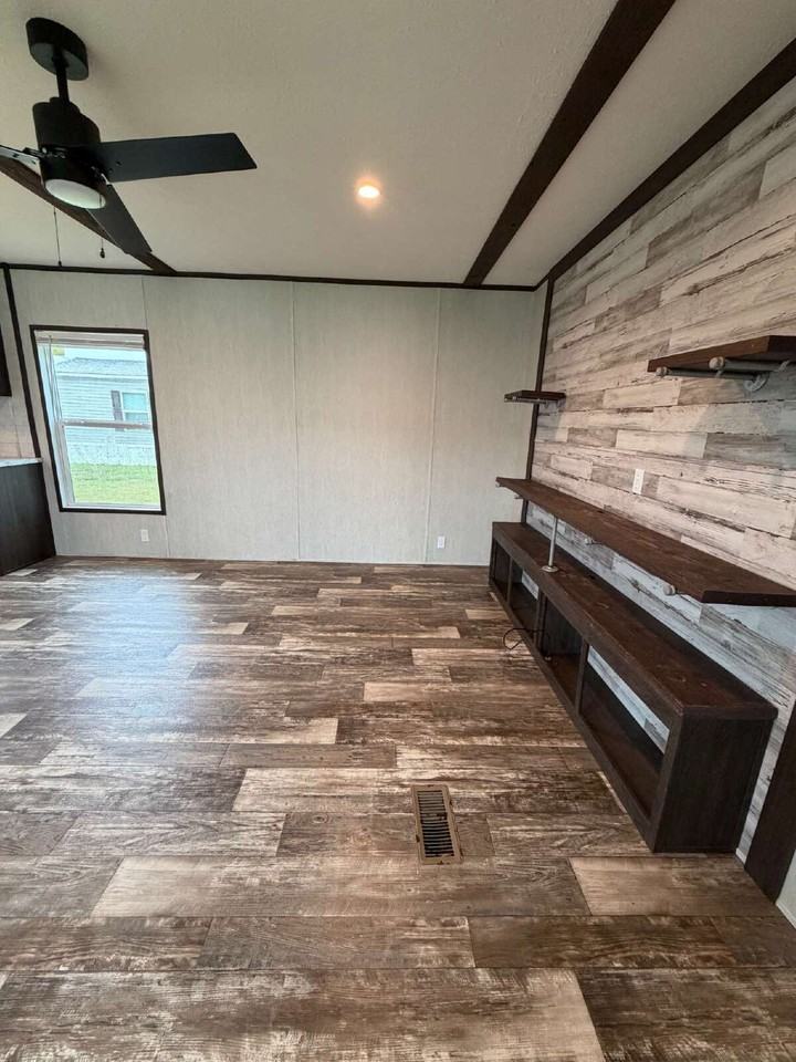 1635 Johnny Murphy Rd #B9 - Photo 2 of 20