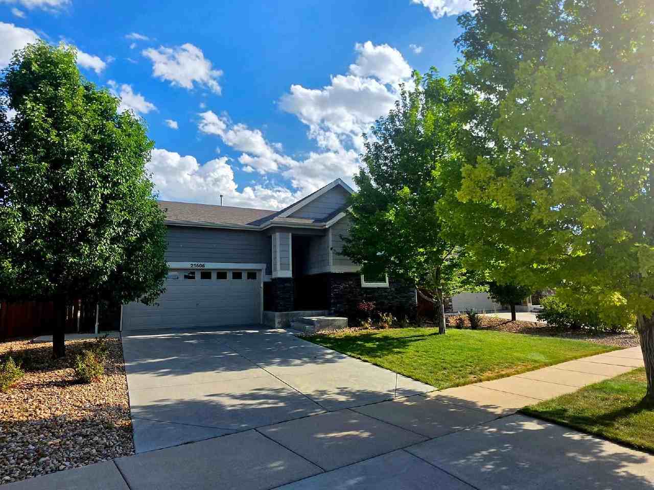 25606 E Bayaud Ave - Photo 2 of 33