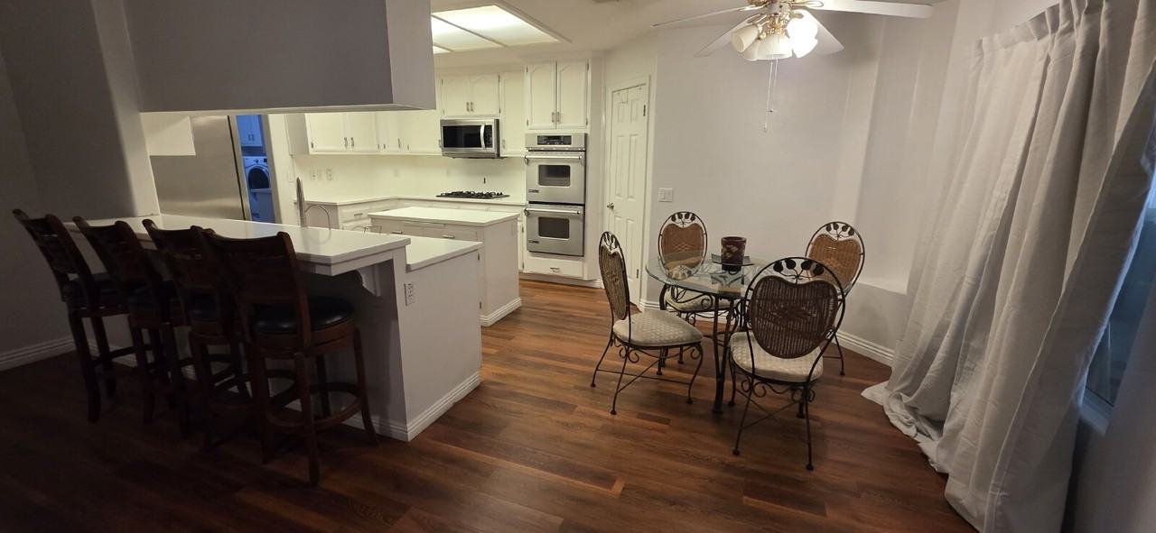 10500 Attleboro Ave - Photo 7 of 33