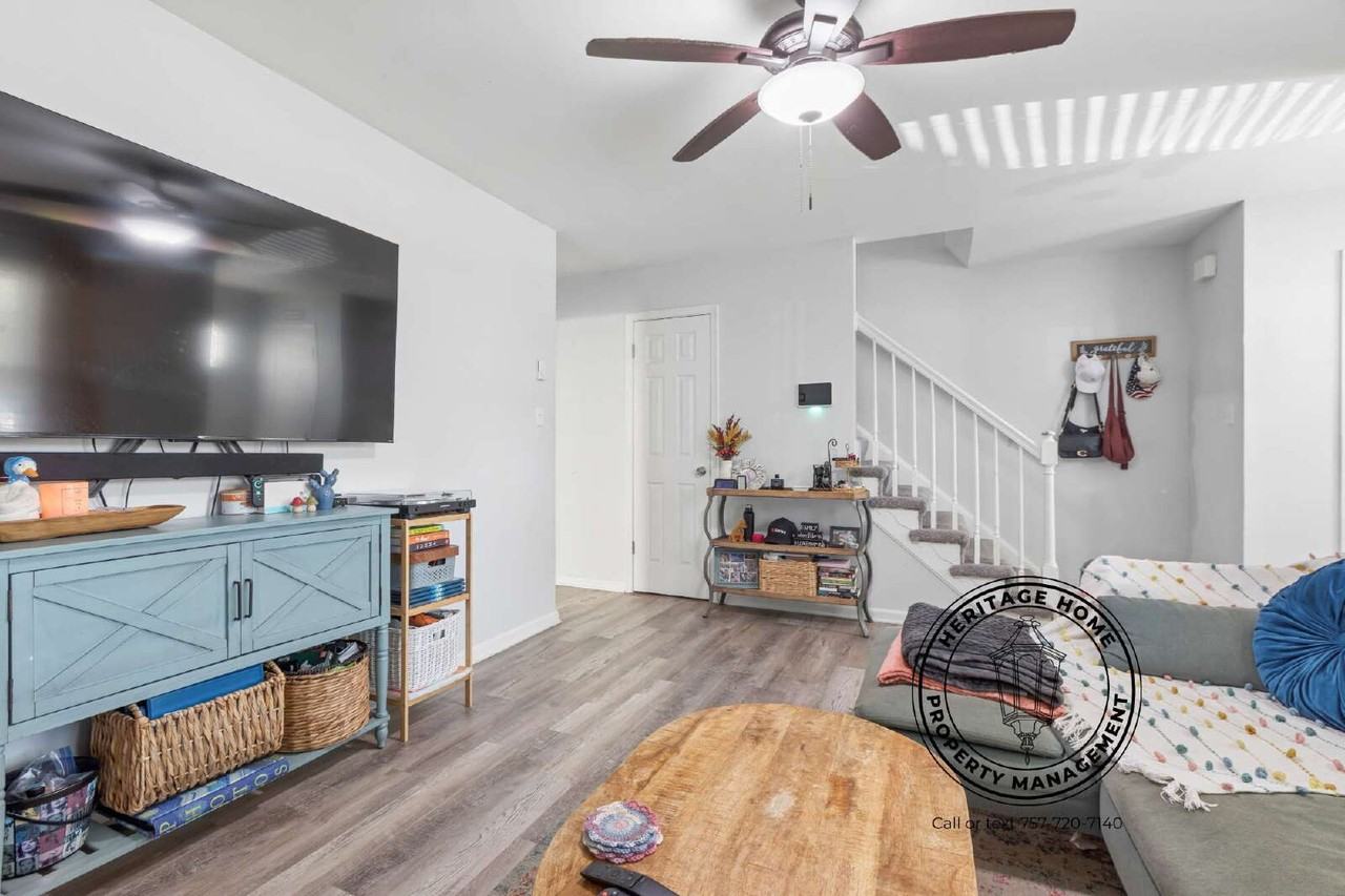 1225 Hampton Ave - Photo 4 of 26