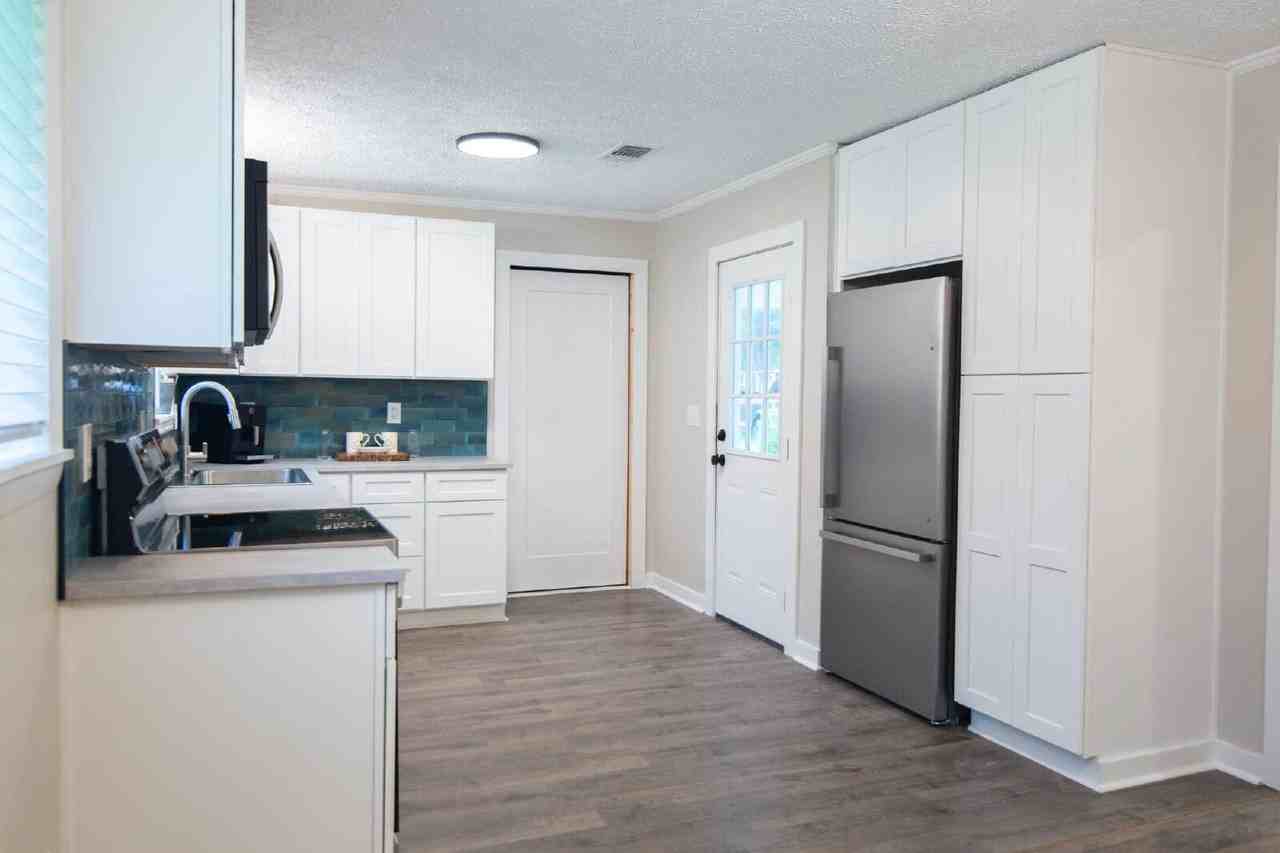 794 Yeates Subdivision Rd - Photo 4 of 23