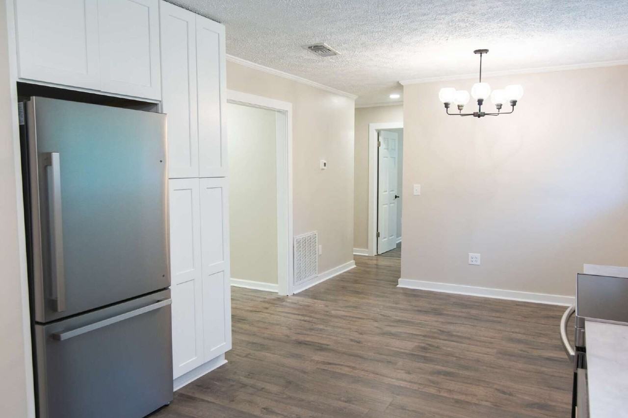 794 Yeates Subdivision Rd - Photo 5 of 23