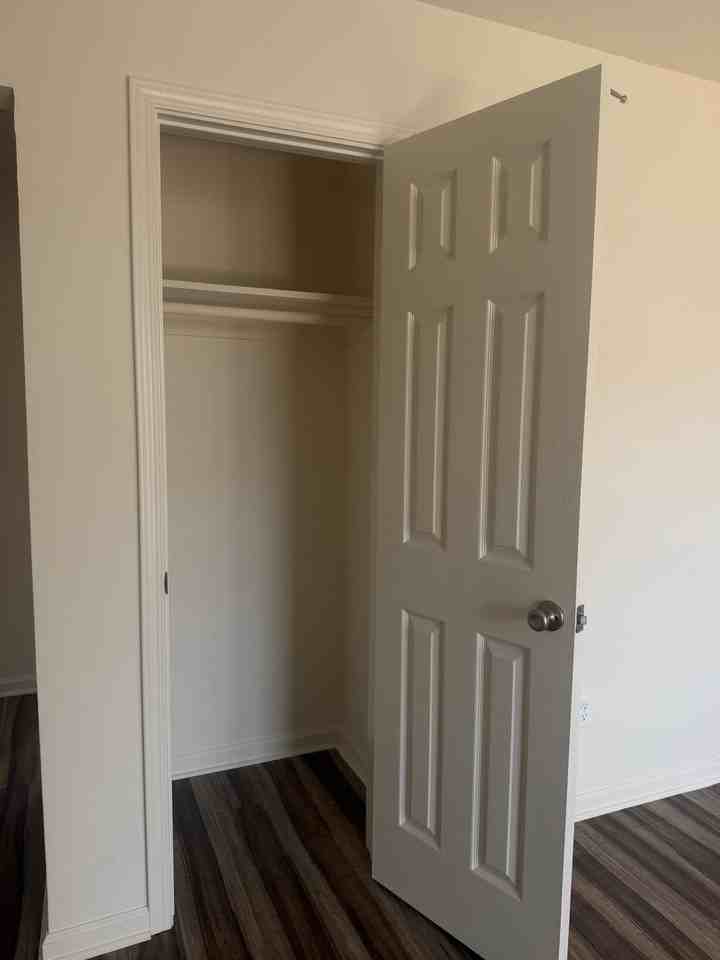 4539 Clairemont Dr - Photo 5 of 23