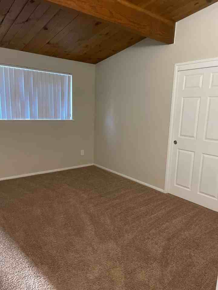 3109 Occidental St - Photo 5 of 10