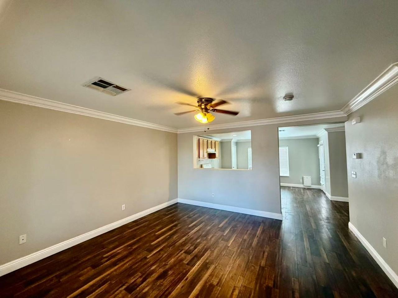 7983 Dutch Villas St - Photo 3 of 20