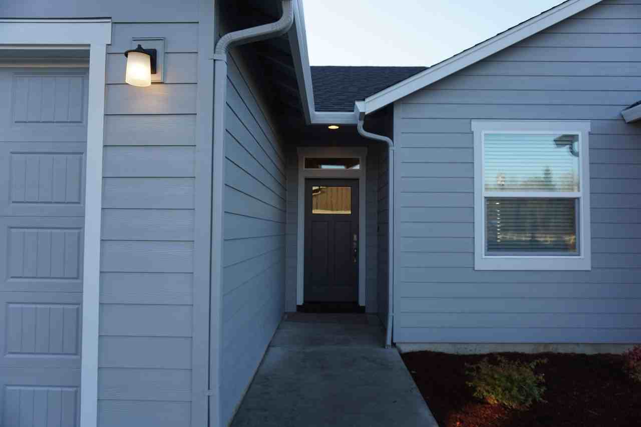 1710 Nw 19th Ave - Photo 2 of 25