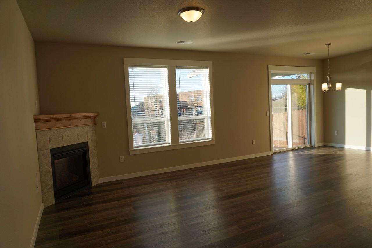 1710 Nw 19th Ave - Photo 4 of 25