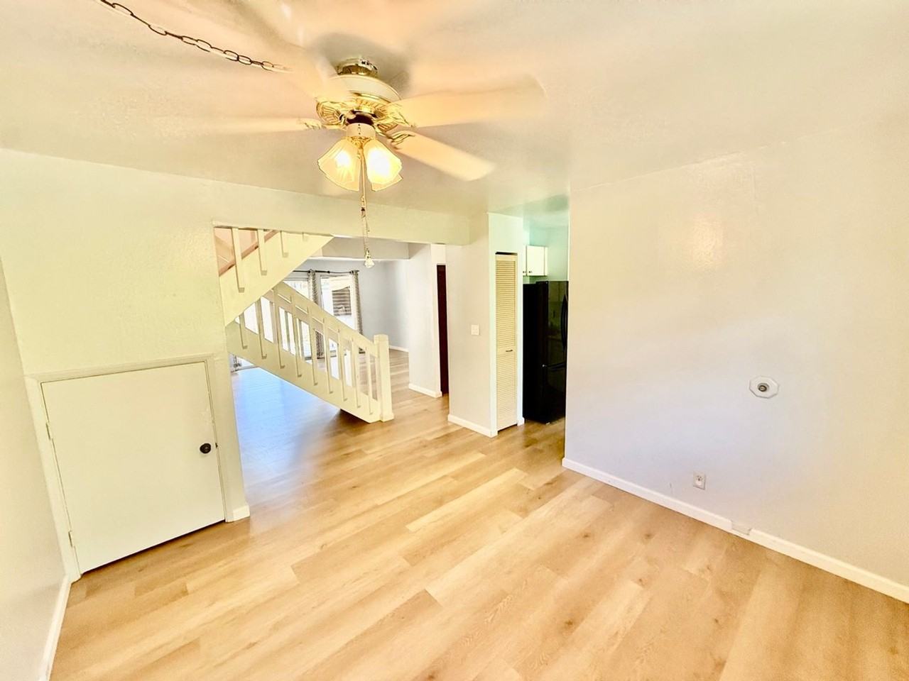 Hall St #134 - Photo 2 of 10