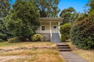 featured image of 712 Sw 3rd Pl
