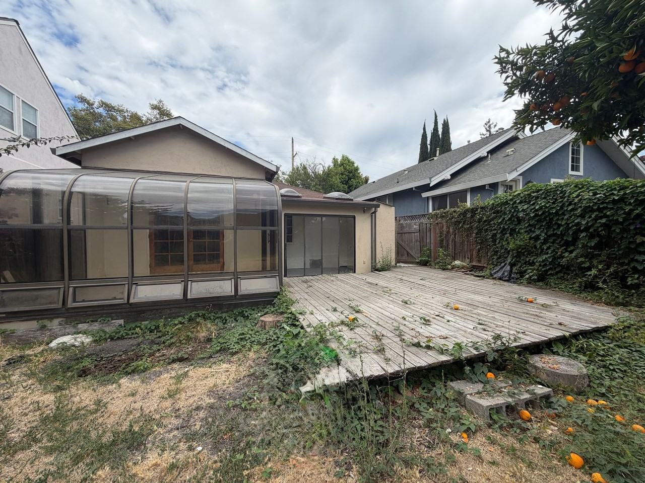 1351 Magnolia Ave - Photo 2 of 3