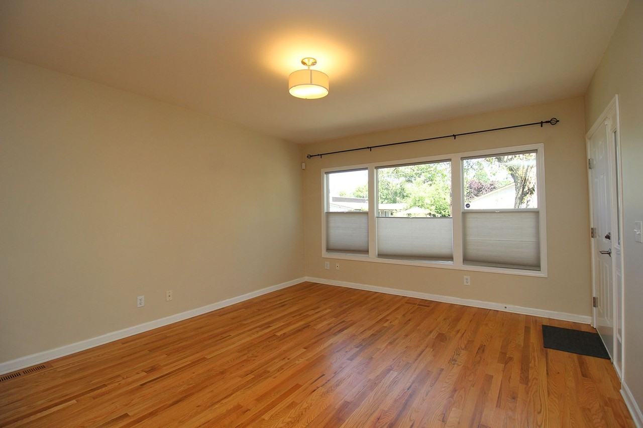 5401 Ne 15th Ave - Photo 5 of 30
