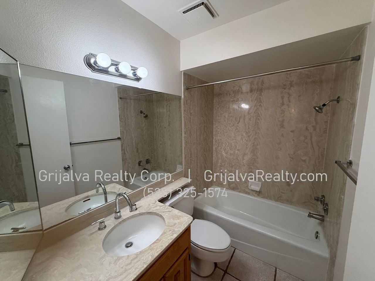 3946 N Stone Ave - Photo 7 of 12