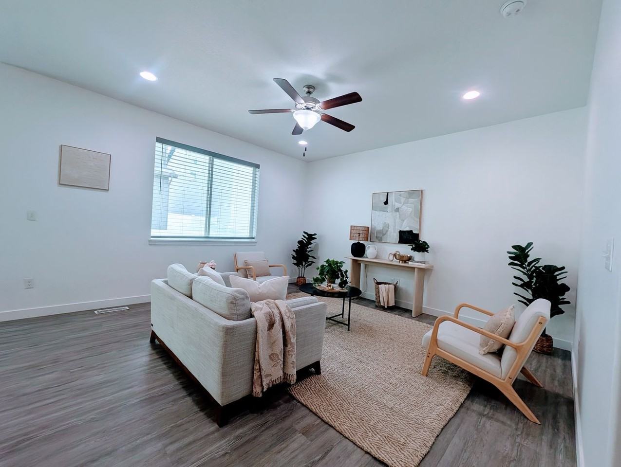 1049 W Albion Meadow Way - Photo 5 of 44