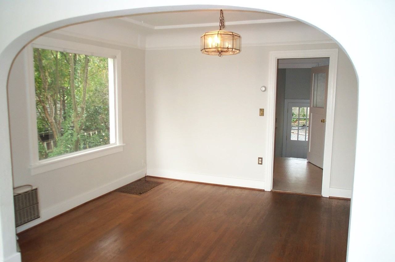 316 Ne Longwood Pl - Photo 2 of 14