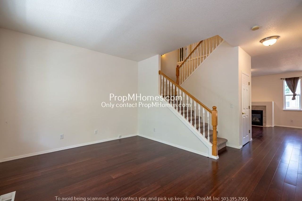 7561 Sw Thornton Dr - Photo 3 of 28