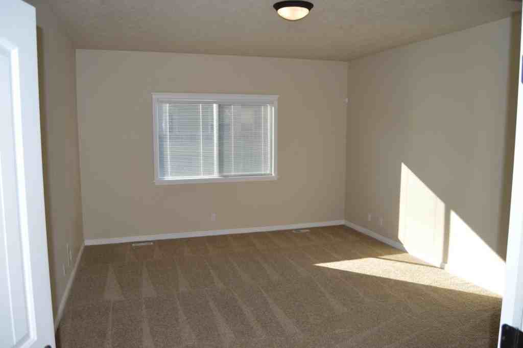 659 S Willow Spring Pl - Photo 6 of 12
