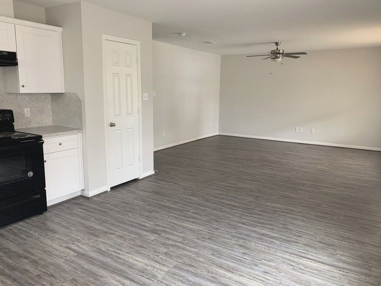 7801 Angus St - Photo 6 of 18