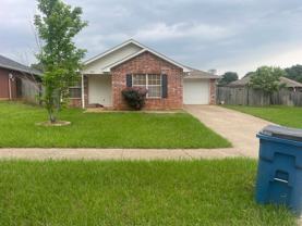 455 Redbud Cir - Photo 1 of 1