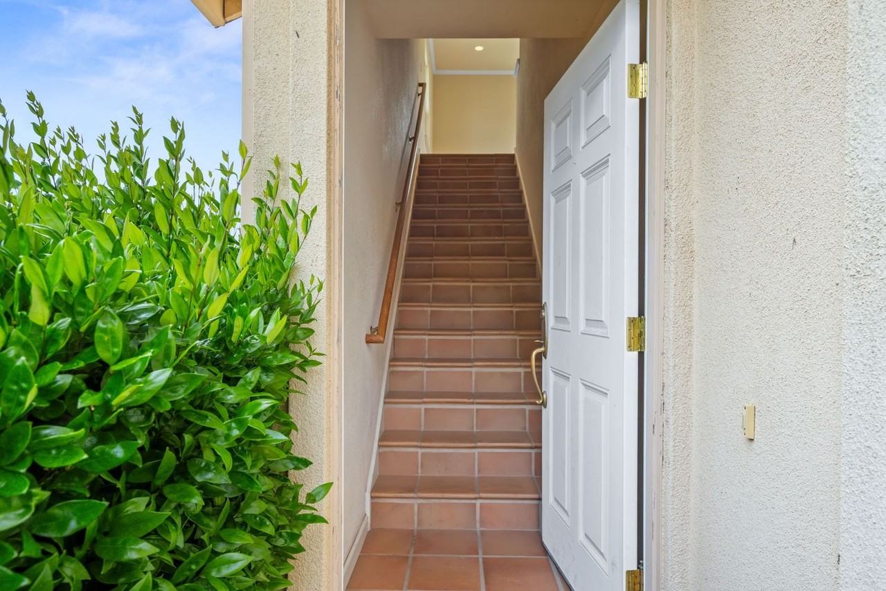 1291 Monticello Rd - Photo 3 of 28