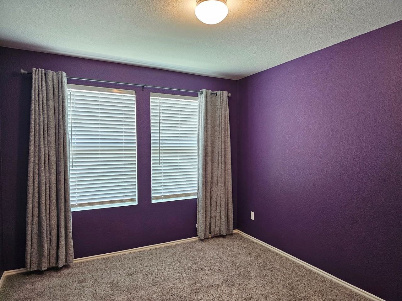 21408 Bird Wing Dr - Photo 4 of 37