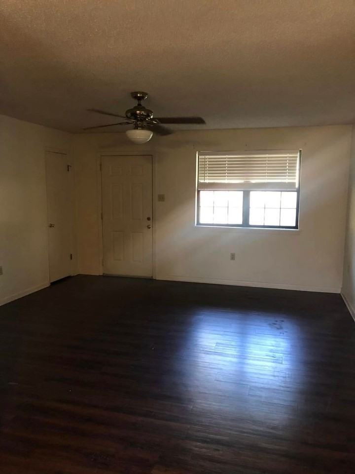 23 Hartwell Pl - Photo 5 of 10