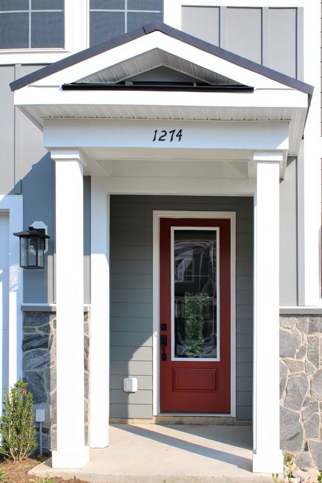 1274 Laconia Ln - Photo 2 of 28