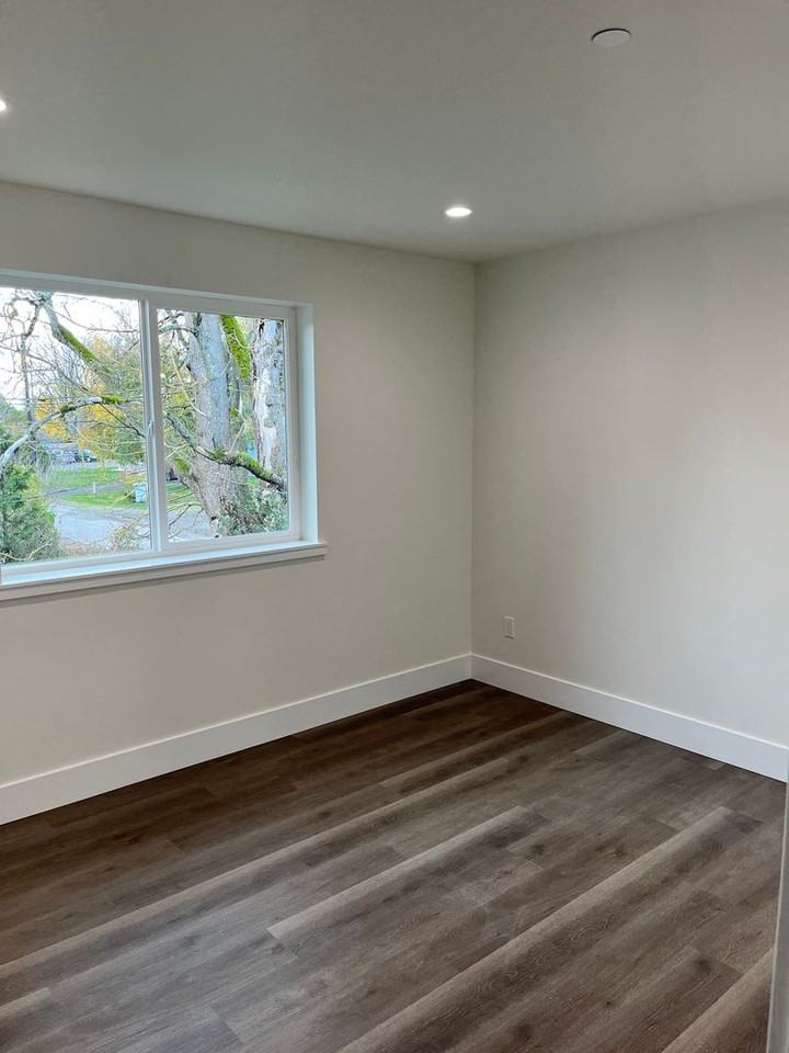 5872 Cedar St #104 - Photo 4 of 12