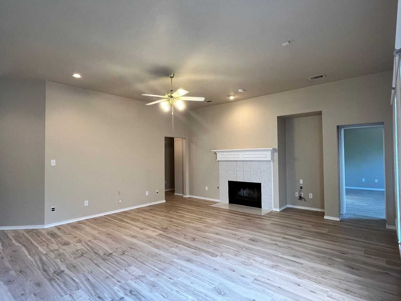 2508 Trailwest Ln - Photo 4 of 22