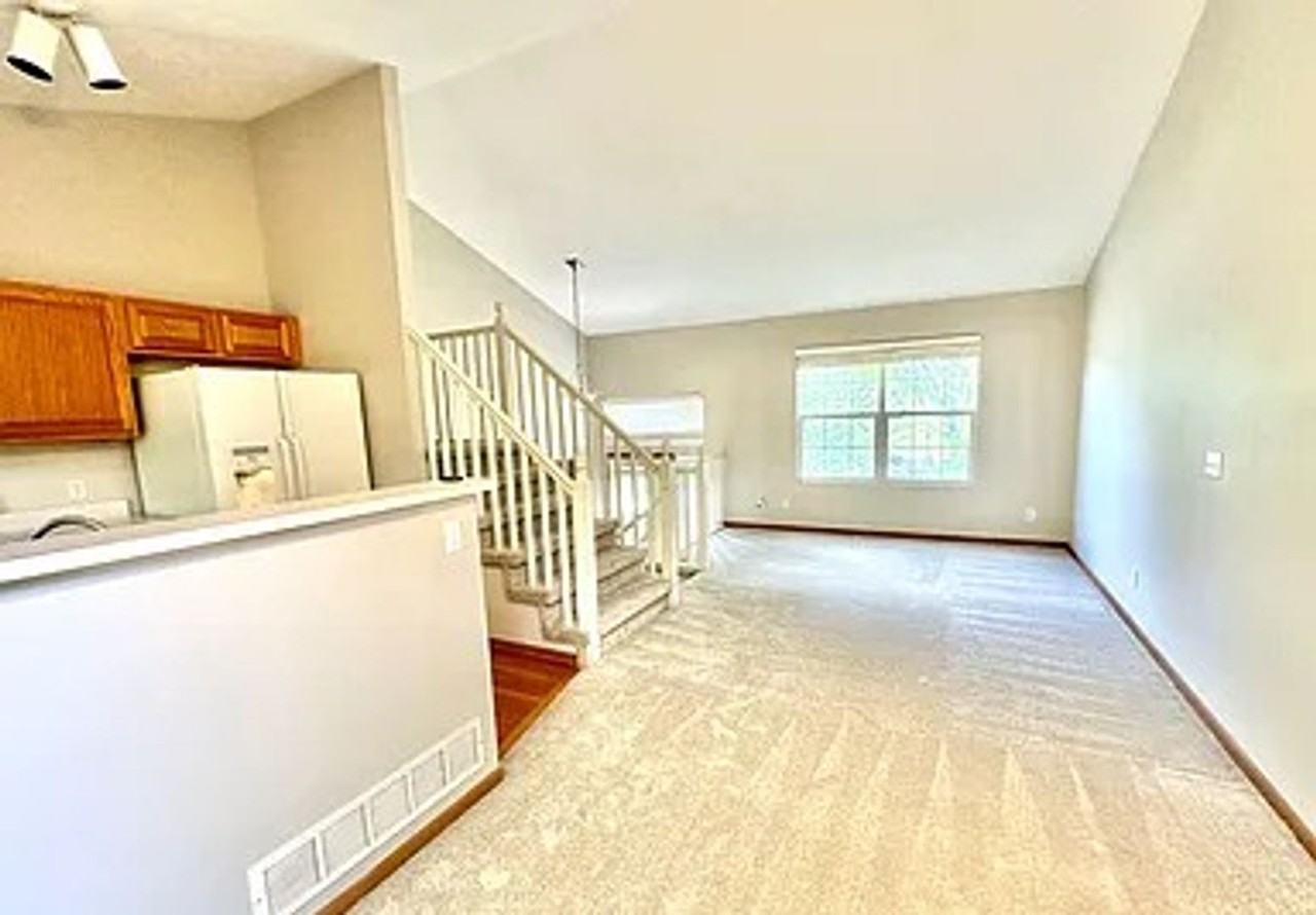 7407 S 176th Cir - Photo 3 of 11
