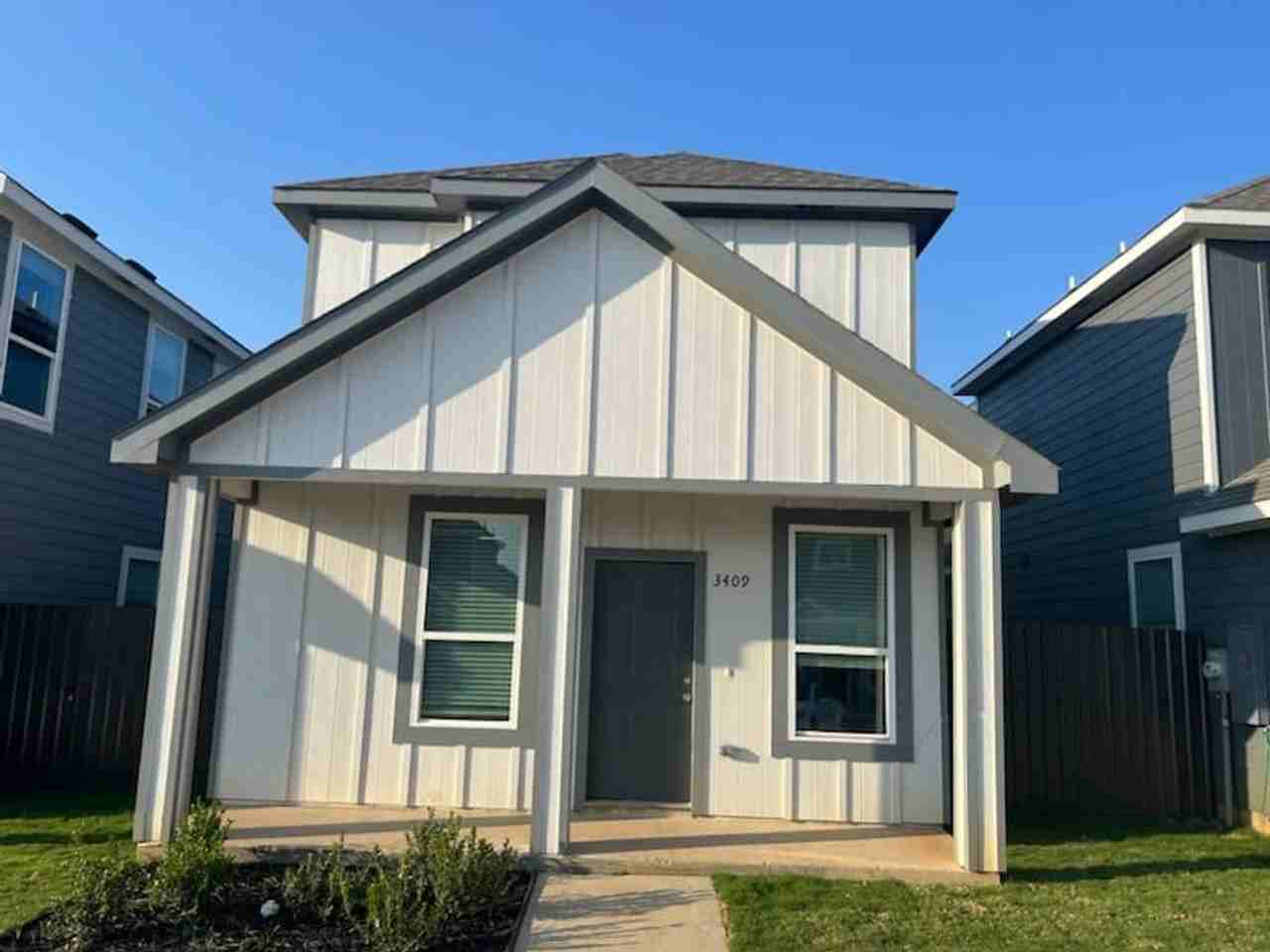 3479 Valley Vista Dr - Photo 2 of 17