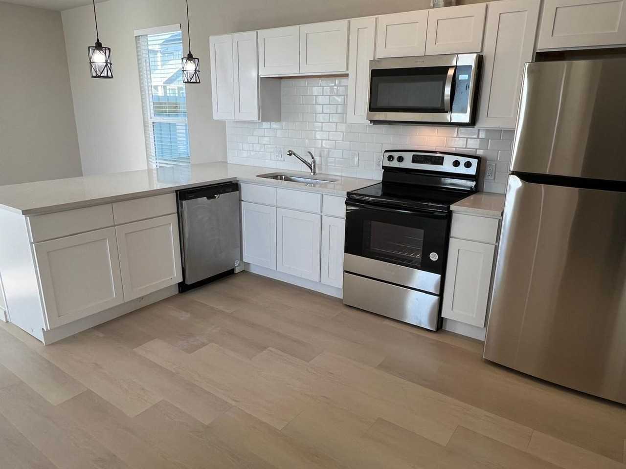 3479 Valley Vista Dr - Photo 4 of 17