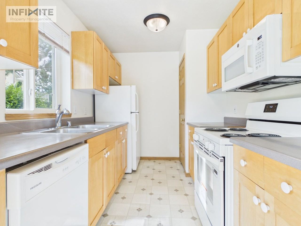 335 Michael Grove Ave #A - Photo 3 of 14