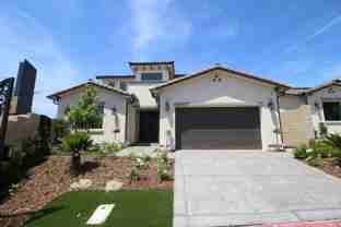 2104 E Las Palmas Dr - Photo 1 of 1