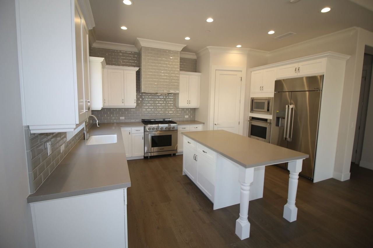 2104 E Las Palmas Dr - Photo 6 of 28