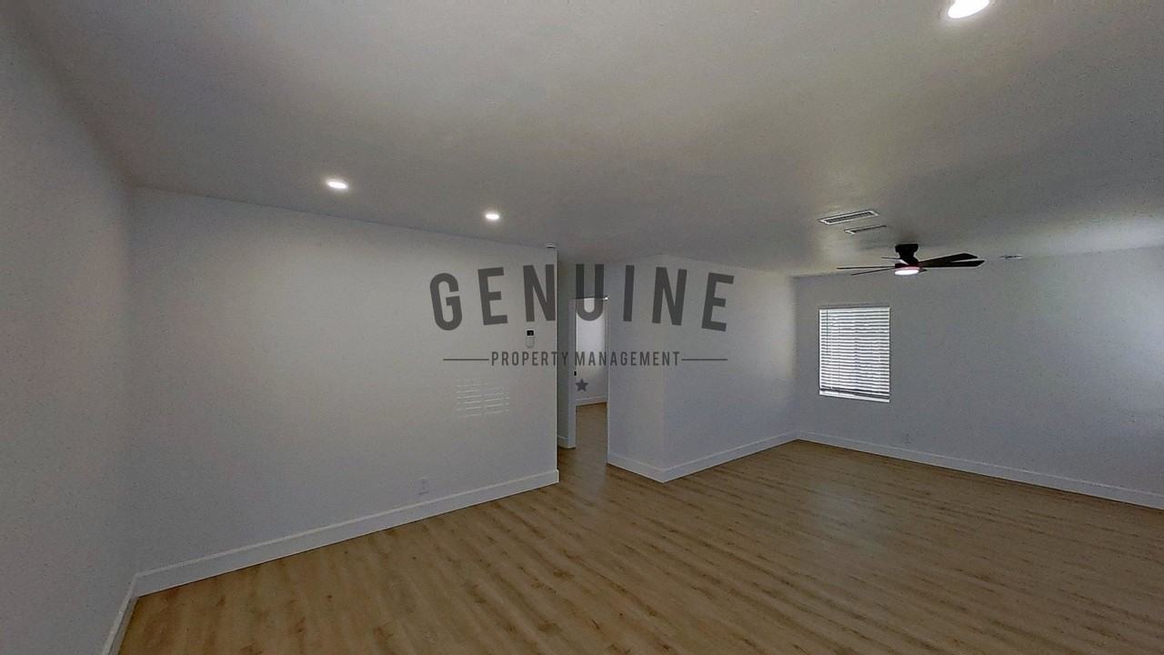 1145 W Mcfadden Ave - Photo 3 of 33