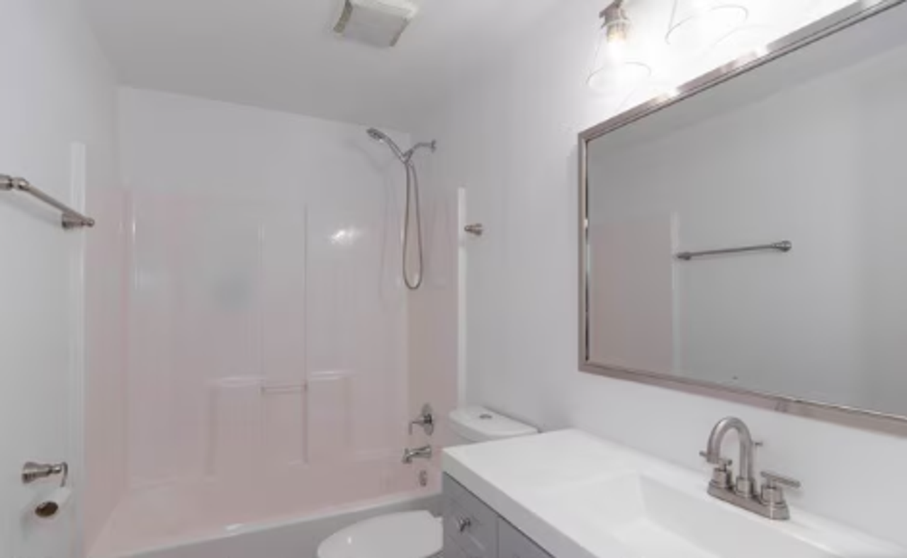 3608 N Monroe St - Photo 6 of 12